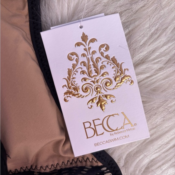 NWT Becca Swimwear Color Play Geometric Crochet Plunge One Piece SZ MEDIUM - Picture 13 of 15